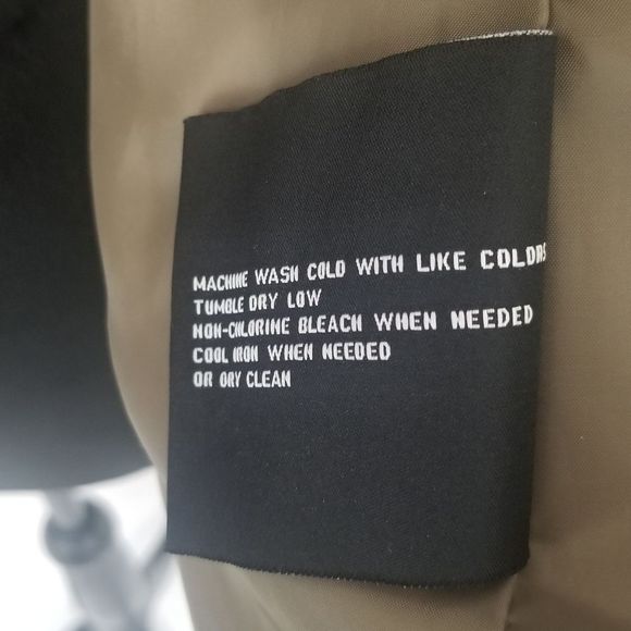 Women's TOWER by London Fog Hooded Lightweight Rain Jacket.  Size M. #282 - Picture 12 of 13